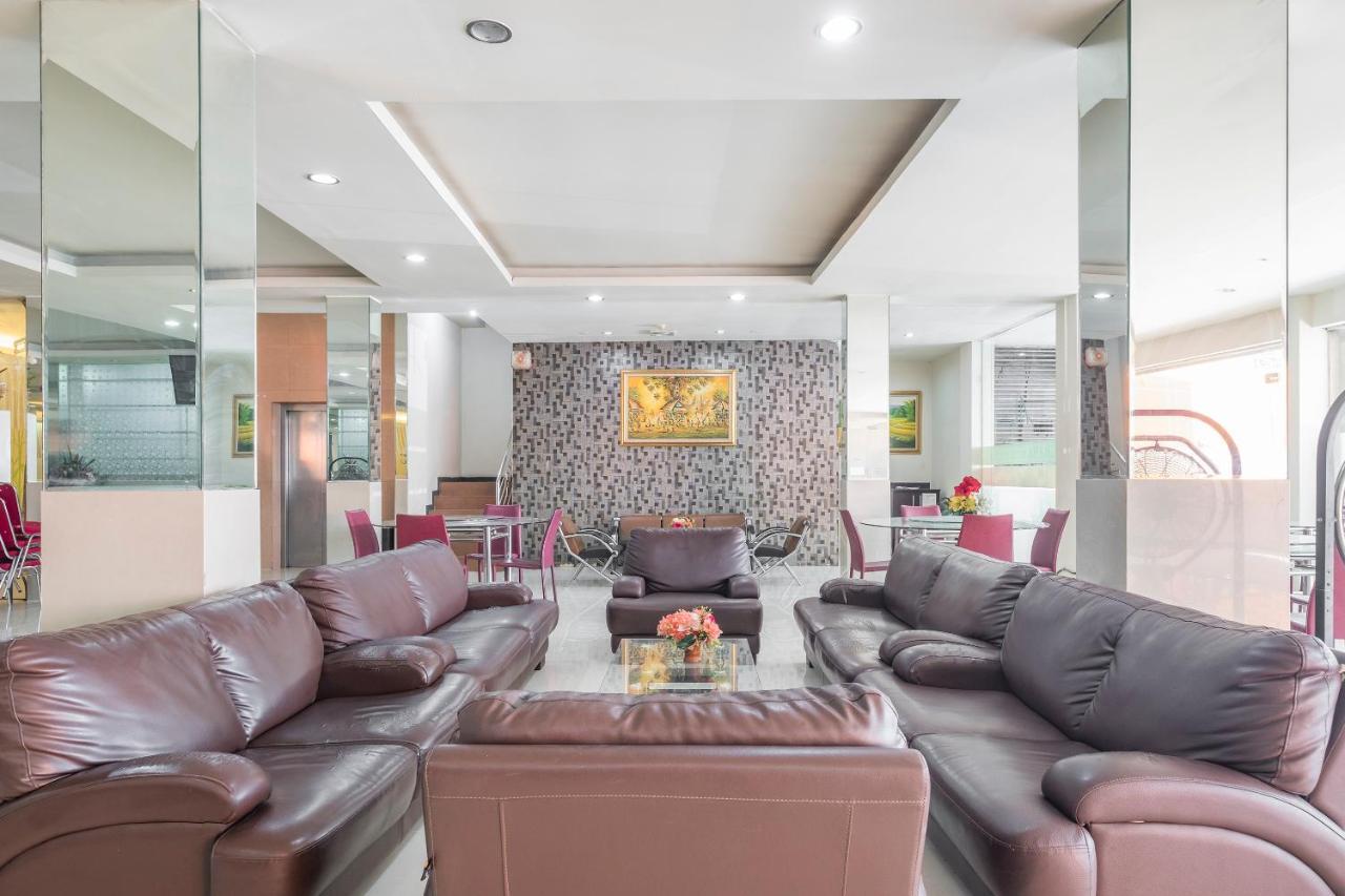 Agraha Andalas Hotel ماكاسار المظهر الخارجي الصورة